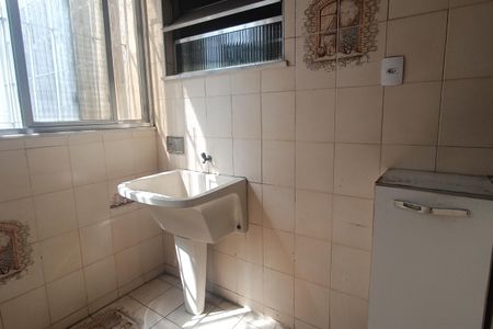 Área de Serviço de apartamento para alugar com 4 quartos, 130m² em Engenho do Porto, Duque de Caxias