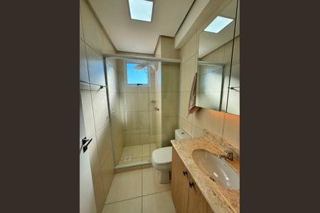 Apartamento à venda com 56m², 2 quartos e 2 vagas Apartamento à venda com 56m², 2 quartos e 2 vagasBanheiro