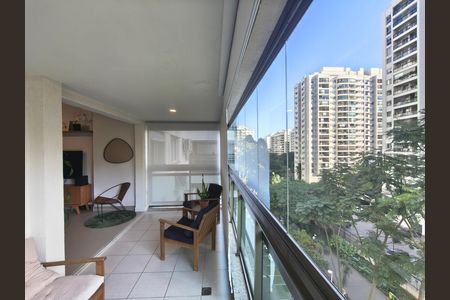 Apartamento para alugar com 78m², 2 quartos e 1 vaga