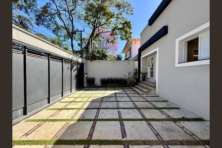Garagem  de casa à venda com 3 quartos, 190m² em Santo Amaro, São Paulo