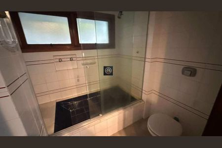 Apartamento à venda com 232m², 2 quartos e 3 vagas