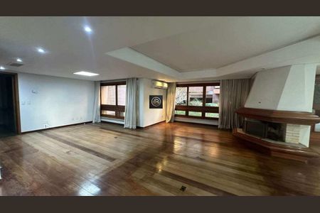 Apartamento à venda com 232m², 2 quartos e 3 vagas