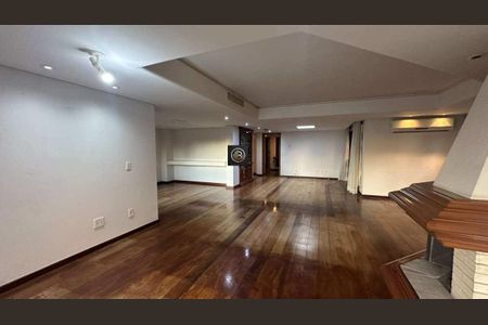 Apartamento à venda com 232m², 2 quartos e 3 vagas