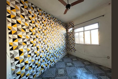 Casa para alugar com 2 quartos, 160m² em Rocha Miranda, Rio de Janeiro