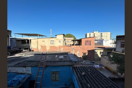 Casa para alugar com 2 quartos, 160m² em Rocha Miranda, Rio de Janeiro