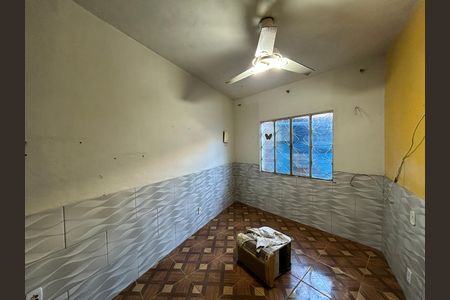 Casa para alugar com 2 quartos, 160m² em Rocha Miranda, Rio de Janeiro