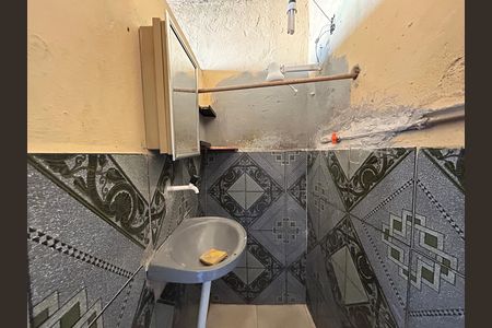 Casa para alugar com 2 quartos, 160m² em Rocha Miranda, Rio de Janeiro