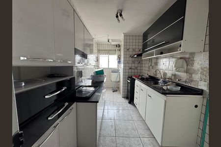 Cozinha de apartamento para alugar com 3 quartos, 70m² em Continental, Osasco