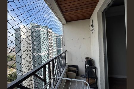 Sacada de apartamento para alugar com 3 quartos, 70m² em Continental, Osasco