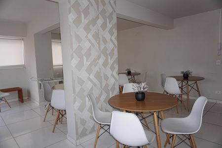 Apartamento para alugar com 50m², 2 quartos e 1 vagaÁrea comum - Salão de festas