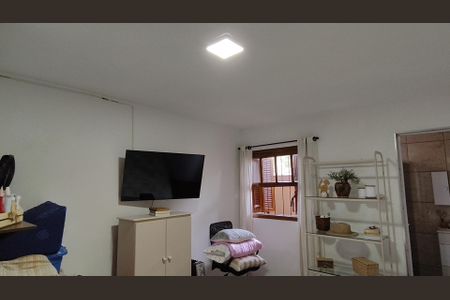 Casa à venda com 2 quartos, 126m² em Parque Panamericano, São Paulo