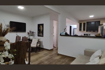 Casa à venda com 2 quartos, 126m² em Parque Panamericano, São Paulo