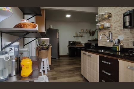 Casa à venda com 2 quartos, 126m² em Parque Panamericano, São Paulo