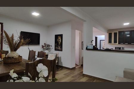 Casa à venda com 2 quartos, 126m² em Parque Panamericano, São Paulo