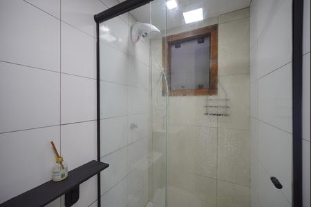 Banheiro de kitnet/studio para alugar com 1 quarto, 30m² em Barra da Lagoa, Florianópolis
