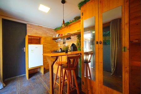 Kitnet/Studio para alugar com 1 quarto, 30m² em Barra da Lagoa, Florianópolis