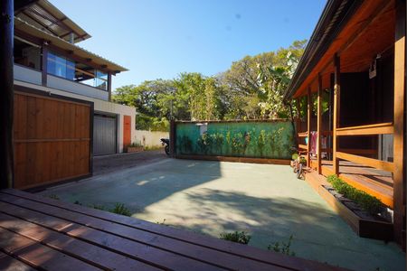Área comum de kitnet/studio para alugar com 1 quarto, 30m² em Barra da Lagoa, Florianópolis