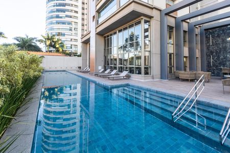 Apartamento à venda com 142m², 3 quartos e 2 vagas Apartamento à venda com 142m², 3 quartos e 2 vagasPiscina
