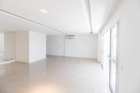 Sala  de apartamento para alugar com 3 quartos, 202m² em Alphaville Empresarial, Santana de Parnaíba