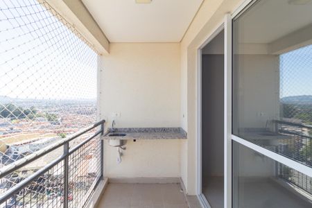 Sacada de apartamento para alugar com 2 quartos, 54m² em Pousada dos Bandeirantes, Carapicuíba