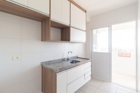Cozinha e Área de Serviço de apartamento para alugar com 2 quartos, 54m² em Pousada dos Bandeirantes, Carapicuíba