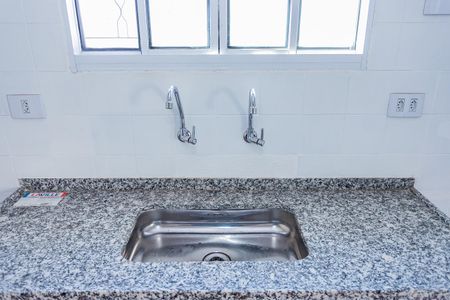 Cozinha de casa à venda com 2 quartos, 70m² em Vila Santa Edwiges, São Paulo