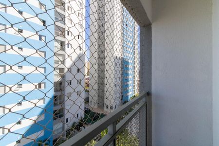 Sacada de apartamento para alugar com 2 quartos, 49m² em Jardim Flor da Montanha, Guarulhos