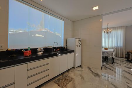 Casa de Condomínio à venda com 3 quartos, 360m² em Francisco Pereira, Lagoa Santa