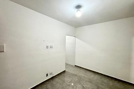 Apartamento para alugar com 30m², 1 quarto e sem vaga Apartamento para alugar com 30m², 1 quarto e sem vagaSala