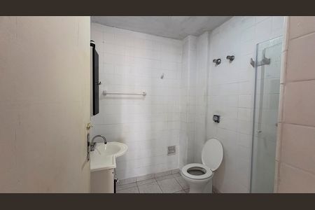 Apartamento à venda com 66m², 1 quarto e 1 vaga Apartamento à venda com 66m², 1 quarto e 1 vagaBanheiro social