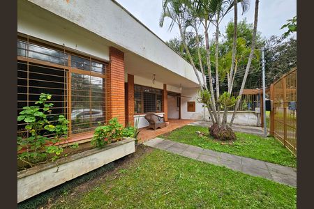 Casa para alugar com 4 quartos, 257m² em Ipanema, Porto Alegre