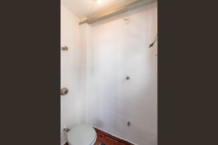 Apartamento à venda com 100m², 2 quartos e sem vaga Apartamento à venda com 100m², 2 quartos e sem vagaBanheiro de serviço