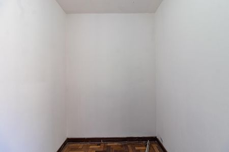 Apartamento à venda com 100m², 2 quartos e sem vaga Apartamento à venda com 100m², 2 quartos e sem vagaQuarto de Serviço