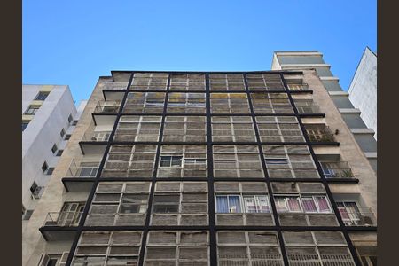 Apartamento à venda com 100m², 2 quartos e sem vaga Apartamento à venda com 100m², 2 quartos e sem vagaFachada