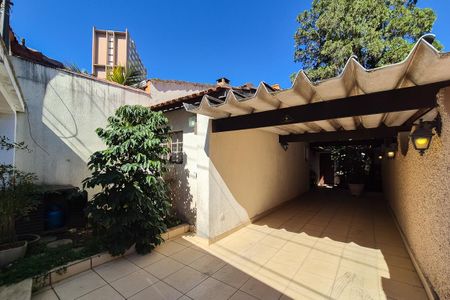 Garagem de casa à venda com 3 quartos, 180m² em Parque Terra Nova, São Bernardo do Campo