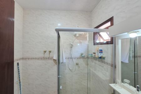 Banheiro da Suíte de casa à venda com 3 quartos, 180m² em Parque Terra Nova, São Bernardo do Campo