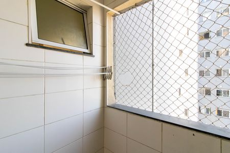 Area de Serviço  de apartamento para alugar com 3 quartos, 55m² em Vila Venditti, Guarulhos
