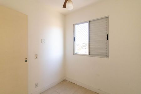 Quarto 3 de apartamento para alugar com 3 quartos, 55m² em Vila Venditti, Guarulhos