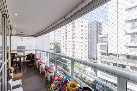 Varanda da Sala de apartamento à venda com 3 quartos, 174m² em Itaim Bibi, São Paulo