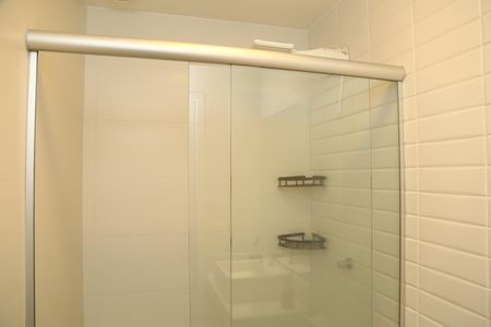 Detalhe do Banheiro de kitnet/studio para alugar com 1 quarto, 46m² em Setor Oeste, Goiânia