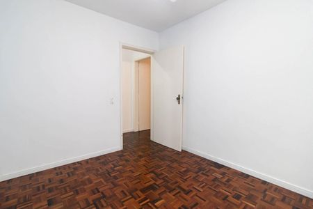 Quarto 1 de apartamento para alugar com 2 quartos, 67m² em Nonoai, Porto Alegre