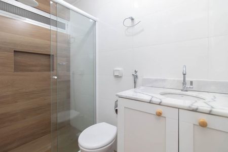 Apartamento para alugar com 67m², 2 quartos e 1 vaga Apartamento para alugar com 67m², 2 quartos e 1 vagaBanheiro