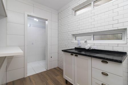 Apartamento para alugar com 67m², 2 quartos e 1 vaga Apartamento para alugar com 67m², 2 quartos e 1 vagaCozinha