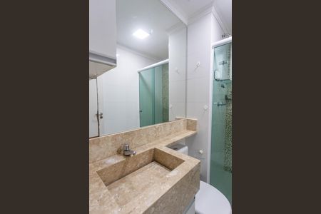 Banheiro  de apartamento à venda com 2 quartos, 44m² em Centro, Diadema