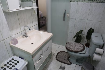 Casa à venda com 390m², 4 quartos e 4 vagasBanheiro 1