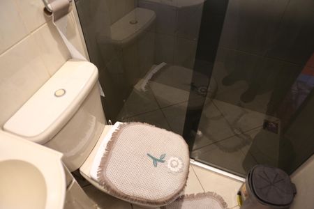 Casa à venda com 390m², 4 quartos e 4 vagasBanheiro 2