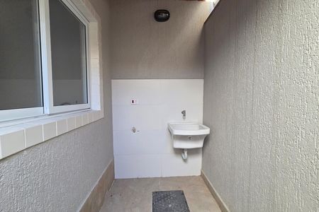 Casa de condomínio para alugar com 120m², 2 quartos e 1 vaga Casa de condomínio para alugar com 120m², 2 quartos e 1 vagaÁrea de Serviço