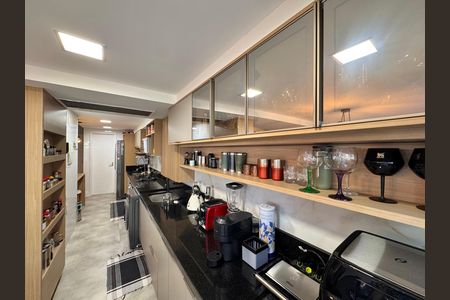 Apartamento para alugar com 101m², 2 quartos e 1 vaga Apartamento para alugar com 101m², 2 quartos e 1 vagaCozinha e Área de Serviço