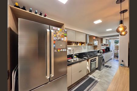 Apartamento para alugar com 101m², 2 quartos e 1 vaga Apartamento para alugar com 101m², 2 quartos e 1 vagaCozinha e Área de Serviço