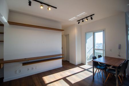Apartamento para alugar com 51m², 2 quartos e 2 vagas Apartamento para alugar com 51m², 2 quartos e 2 vagasSala